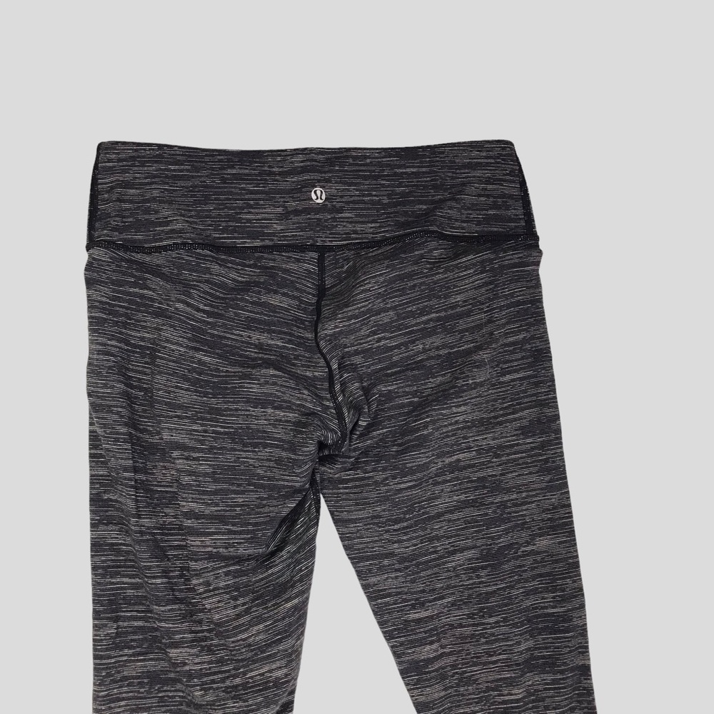 LULULEMON Wunder Under crop striped size 10 - Picture 1 of 6